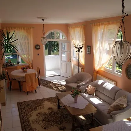 Casa de hóspedes Familia Vendeghaz