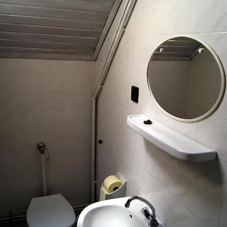 Familia Vendeghaz Guest house